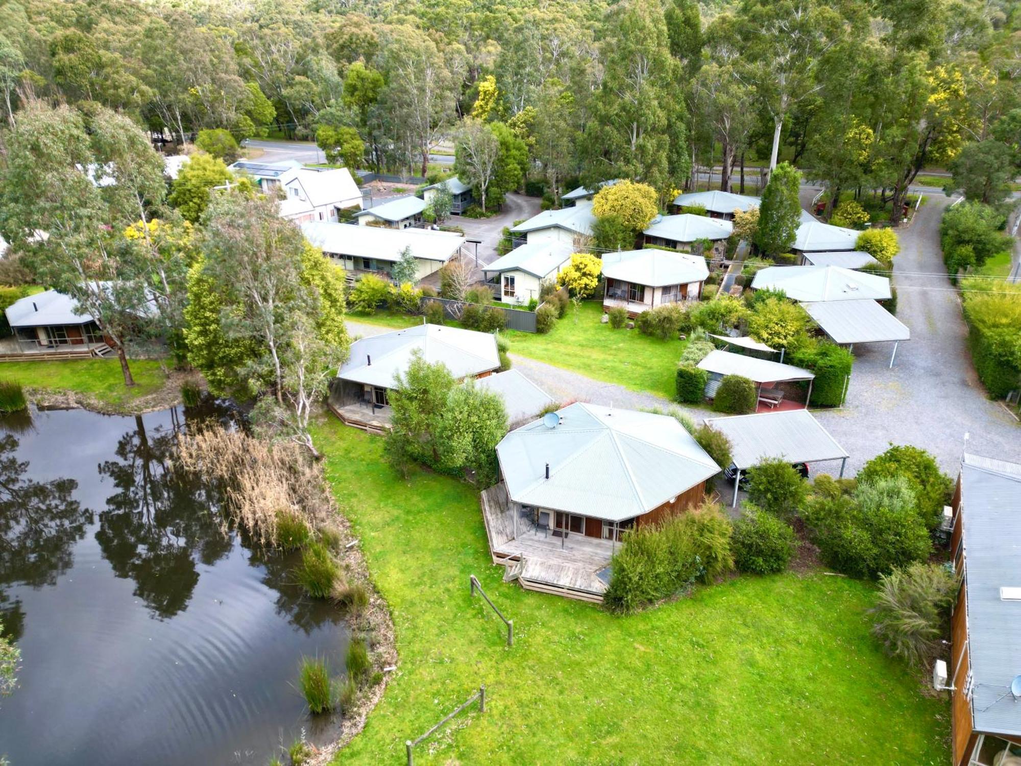 Grampians Chalets ホールズギャップ エクステリア 写真